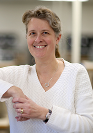 Dr. Linda Olafsen